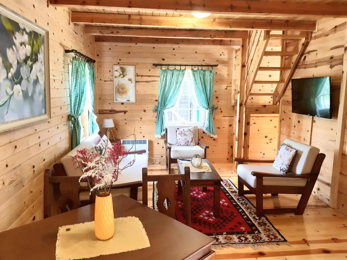 El Paso City, Zlatibor - Unique Wooden Cottages, Treehouse, Wild West Rooms, Accommodation 1-6 People Екстер'єр фото