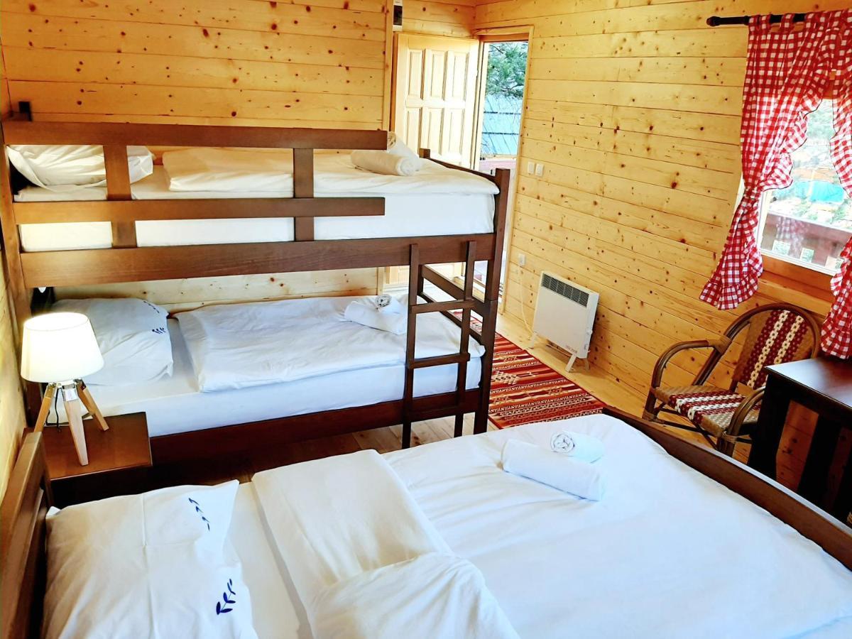 El Paso City, Zlatibor - Unique Wooden Cottages, Treehouse, Wild West Rooms, Accommodation 1-6 People Екстер'єр фото